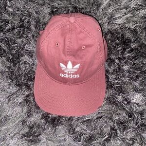 Adidas hat 🧢